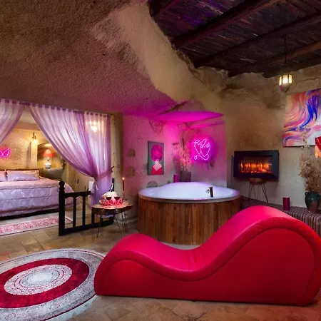 Cappadocia Splendid Cave