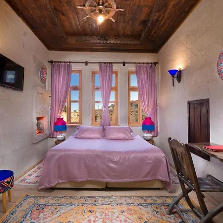 Cappadocia Splendid Cave فندق