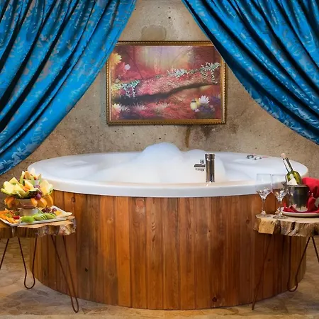 ホテル Cappadocia Splendid Cave 4*