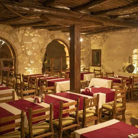 ホテル Cappadocia Splendid Cave 4*